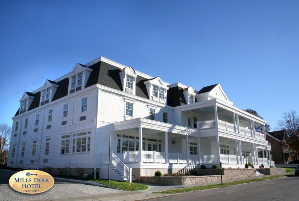 Mills Park Hotel Yellow Springs Extérieur photo