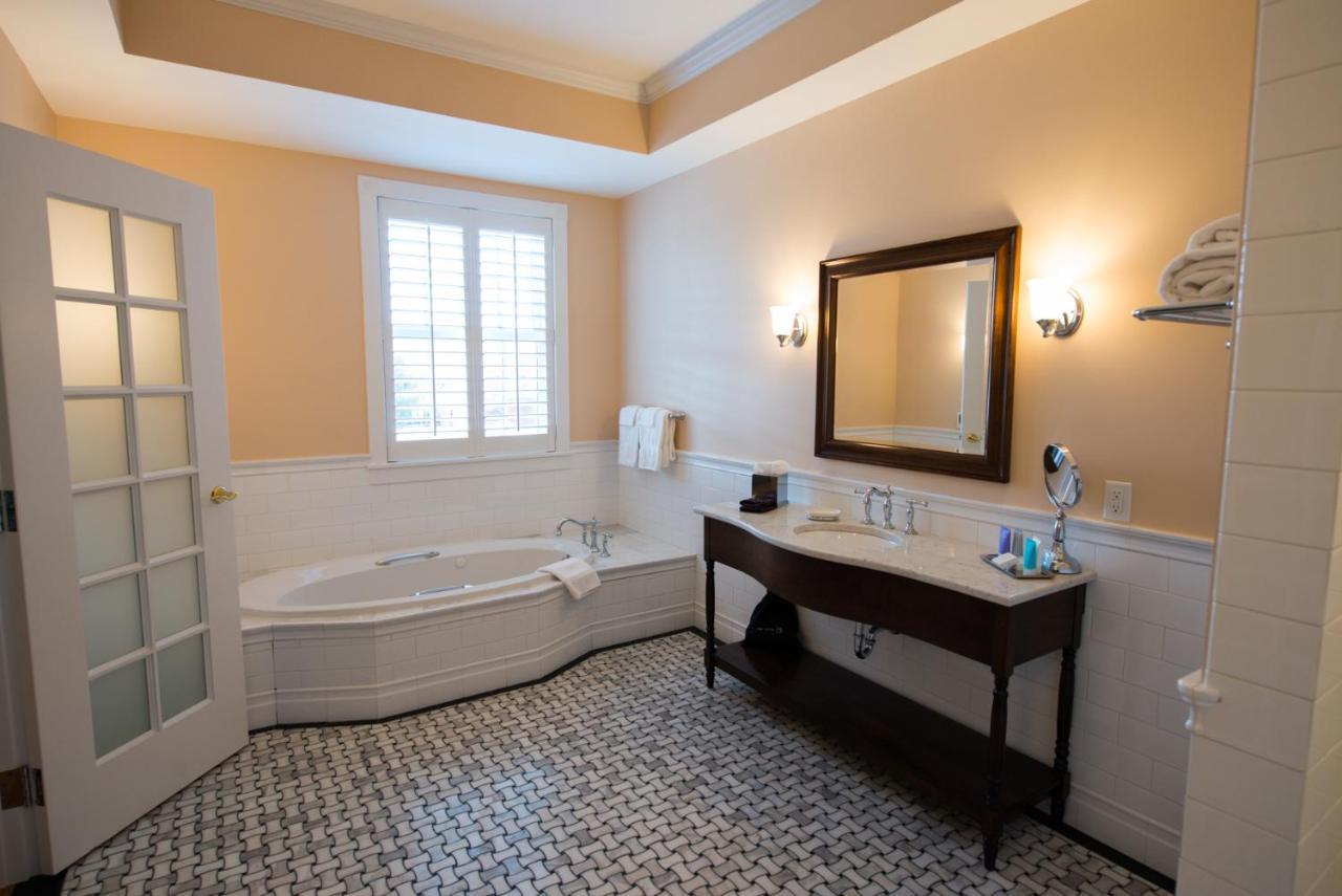 Mills Park Hotel Yellow Springs Extérieur photo
