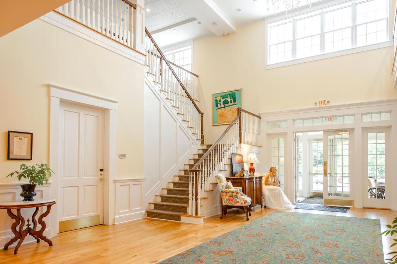 Mills Park Hotel Yellow Springs Extérieur photo